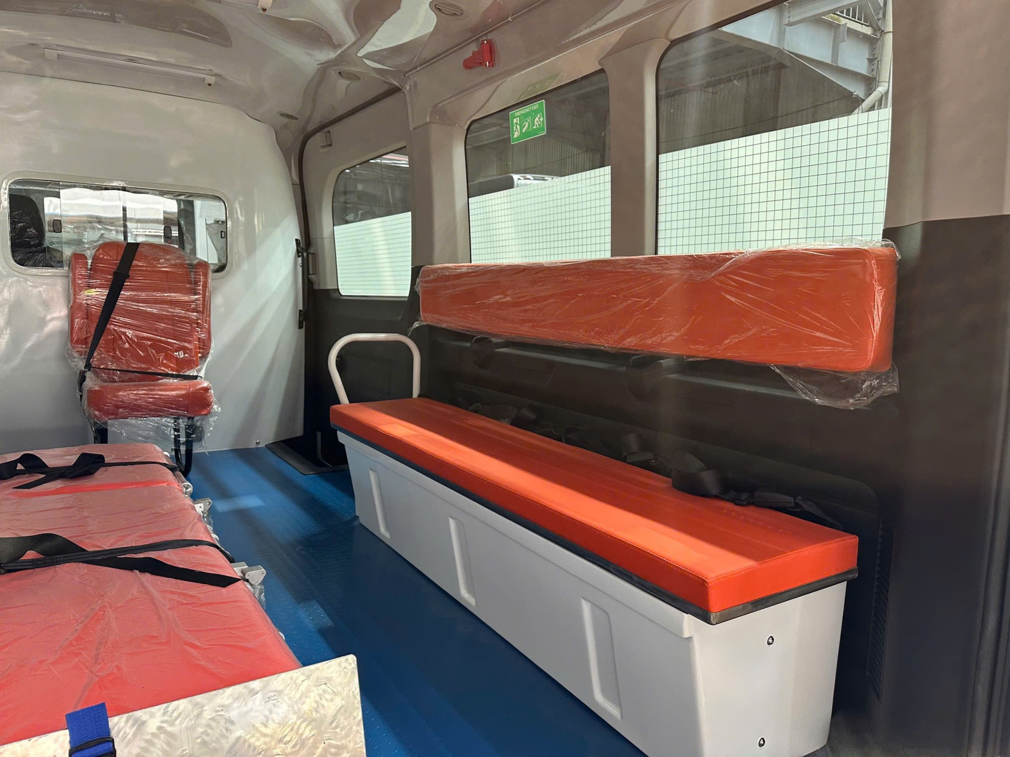 Ford Transit Cứu Thương